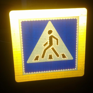 Светодиодный дорожный знак 5.19.1 или 5.19.2 пешеходный переход